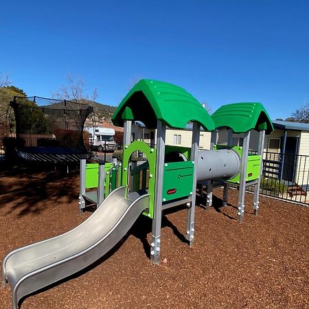 Hotel Crestview Tourist Park Queanbeyan Exteriér fotografie