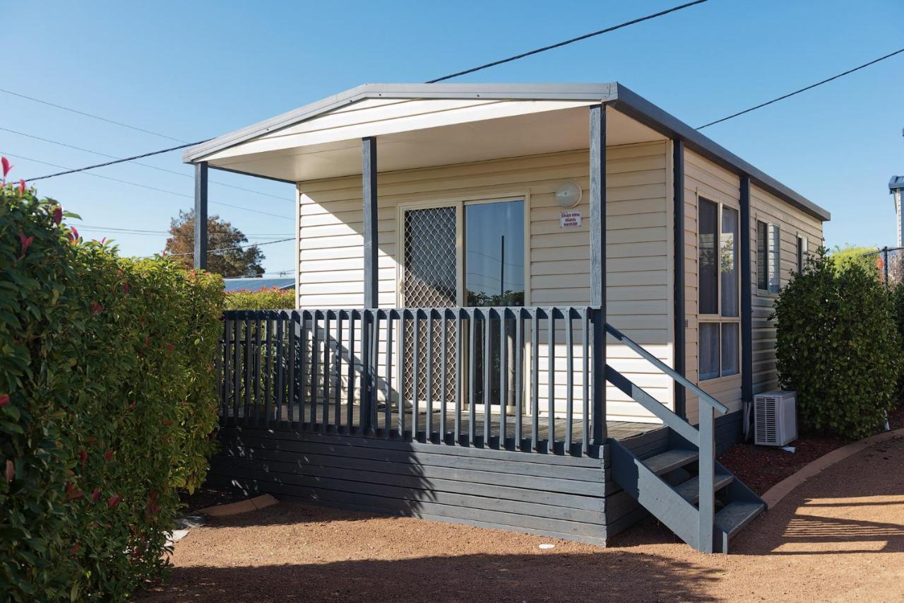 Hotel Crestview Tourist Park Queanbeyan Exteriér fotografie